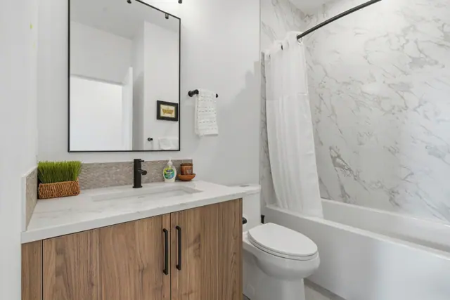 Bathroom, modern townhome in Shannon Lake, West Kelowna, BC. Real estate photography by Pixel Pro Productions.