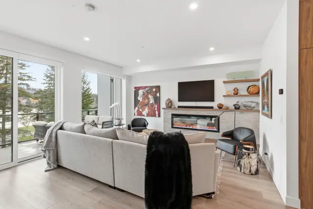 Living room, modern townhome in Shannon Lake, West Kelowna, BC. Real estate photography by Pixel Pro Productions.